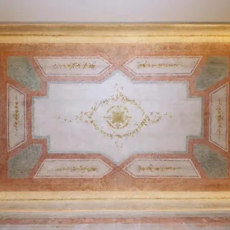 Apartment Bright Flat With Wonderful Views In The Centre Rome