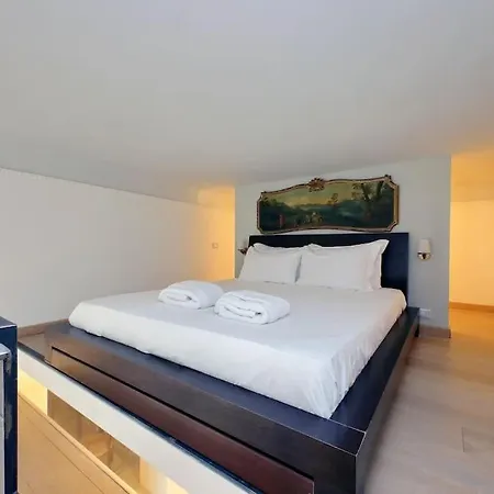 Bright Flat With Wonderful Views In The Centre Apartment