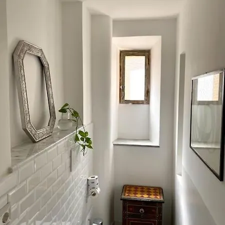 Apartment Bright Flat With Wonderful Views In The Centre *
